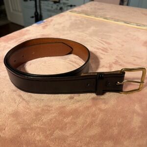 Don Hume B109 Black Leather  Belt Sz 32. Brass Buckle.